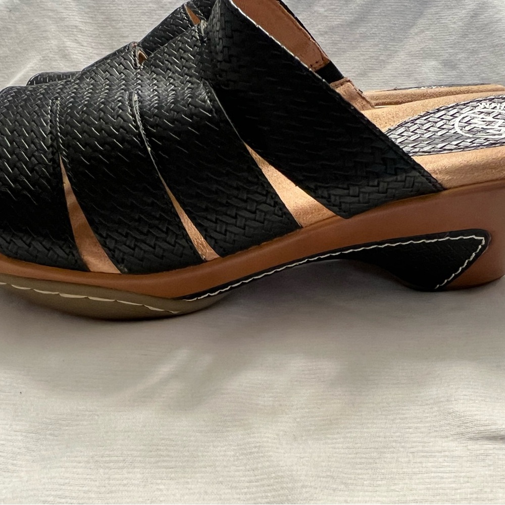 White Mountain Black Woven Mules - Picture 3 of 7